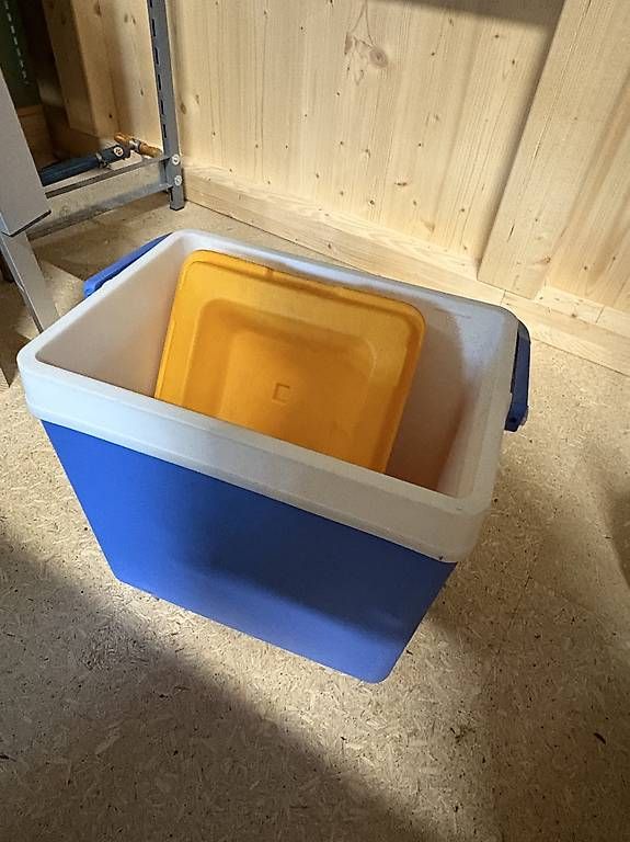 Kühlschränke & Kühlen: Kühlbox – Gebraucht aus Luzern von san_cbm8