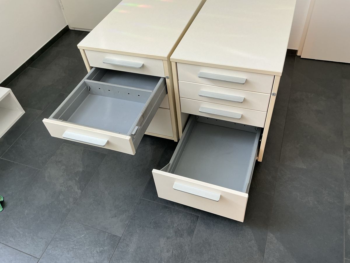 Ikea Korpus: Rollcontainer weiss 2er Set 4 Schubladen pro Container. – Gebraucht aus Tagelswangen von comolli-rissi 3