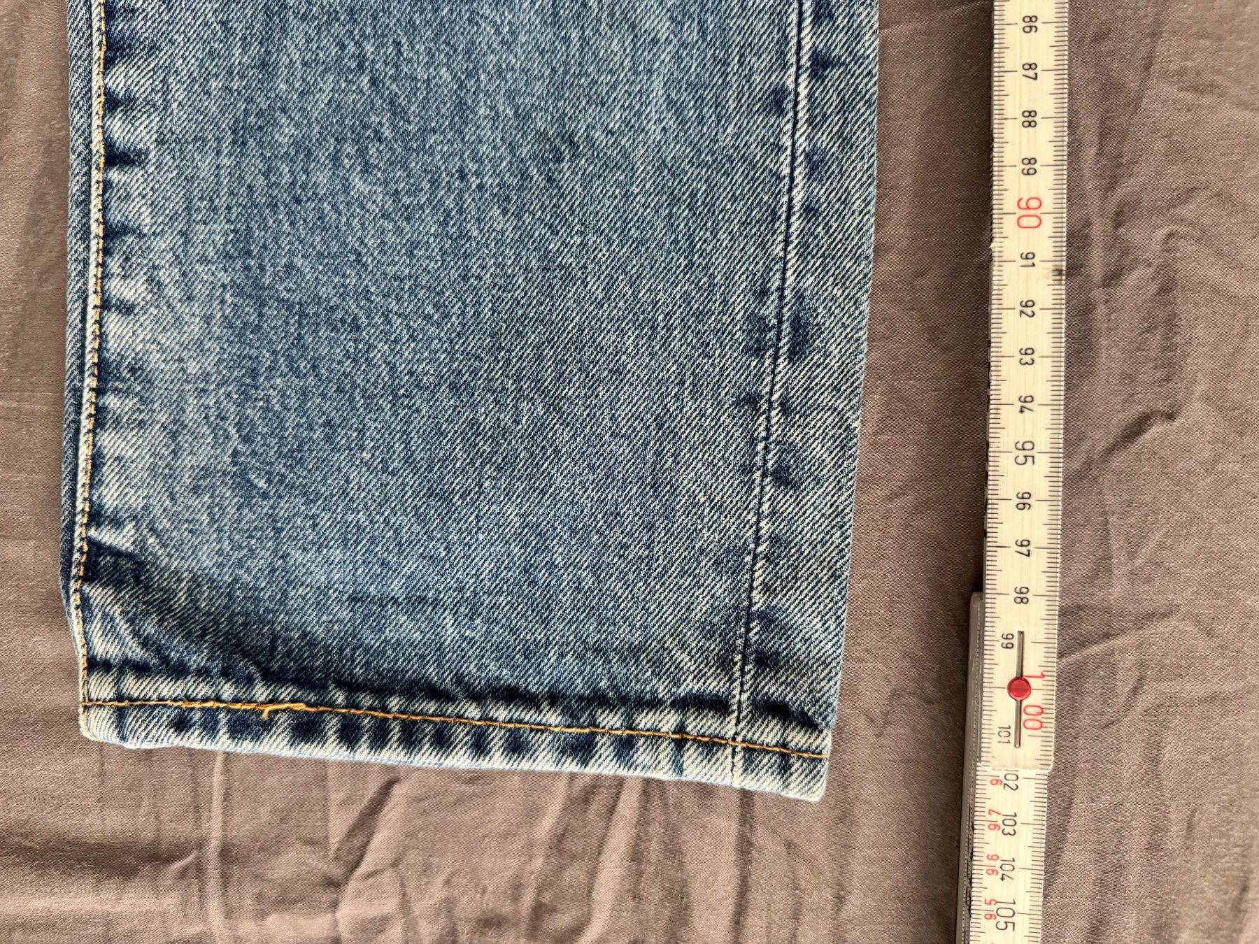 Levi's Jeans: Levi Jeans – Nuovo (secondo la descrizione) da Allenwinden venduto da ErRaf 2