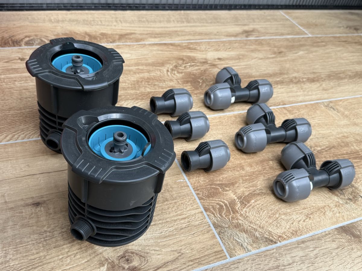 Gardena Tubi & Tubi flessibili: Teile zu Gardena Bewässerungssystem 25mm – Nuovo (secondo la descrizione) da Oetwil am See venduto da Luckyluke1