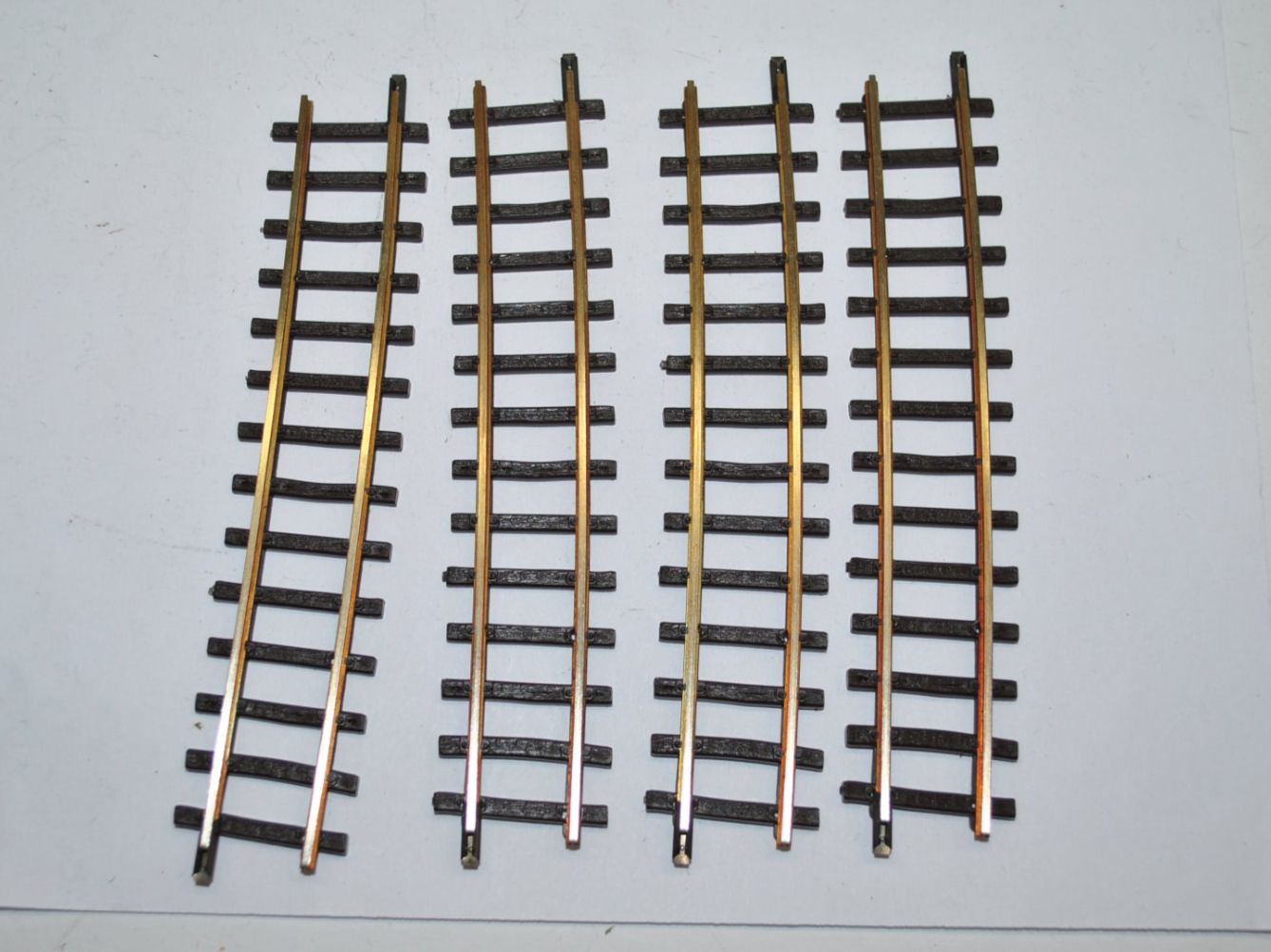 Bemo Modellini di ferrovie: Bemo Schienen gebogen 4235 (PDB158) – Usato da Aarwangen venduto da Bahnsupport