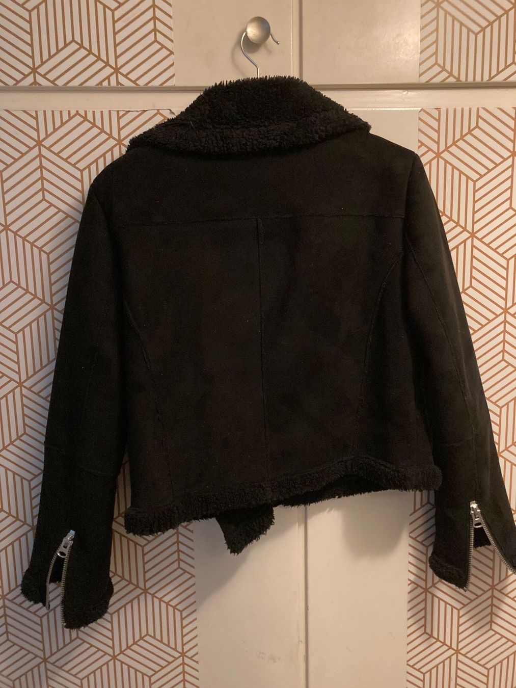 Zara Jacken: Zara Basic Bomberjacke, schwarz, Grösse L – Gebraucht aus Zürich von Gustavo_Bianco 2