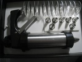 neue Gebäckpresse/Biscuit Maker, komplett, top!