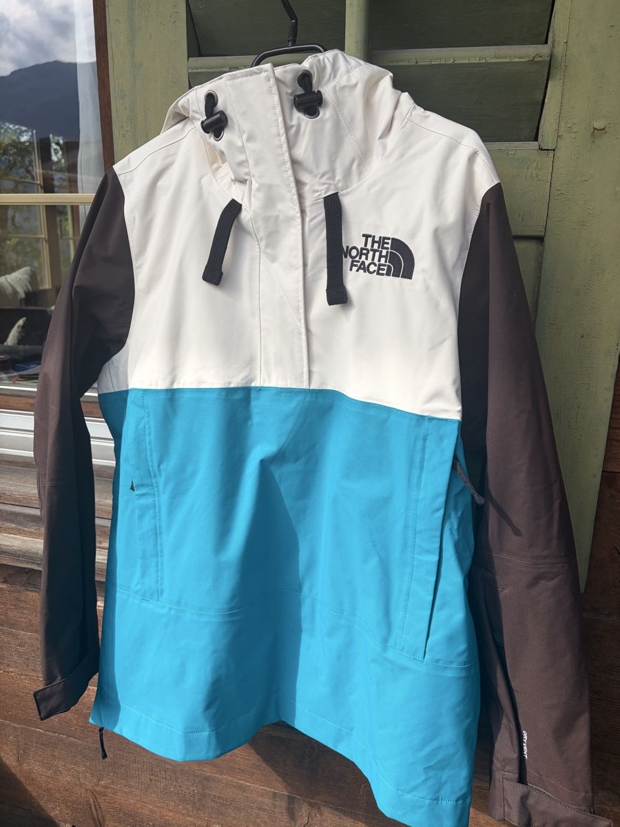North Face Vestes: The North Face Jacke – Neuf (Voir description) à Klosters Dorf par mis_y95d 1
