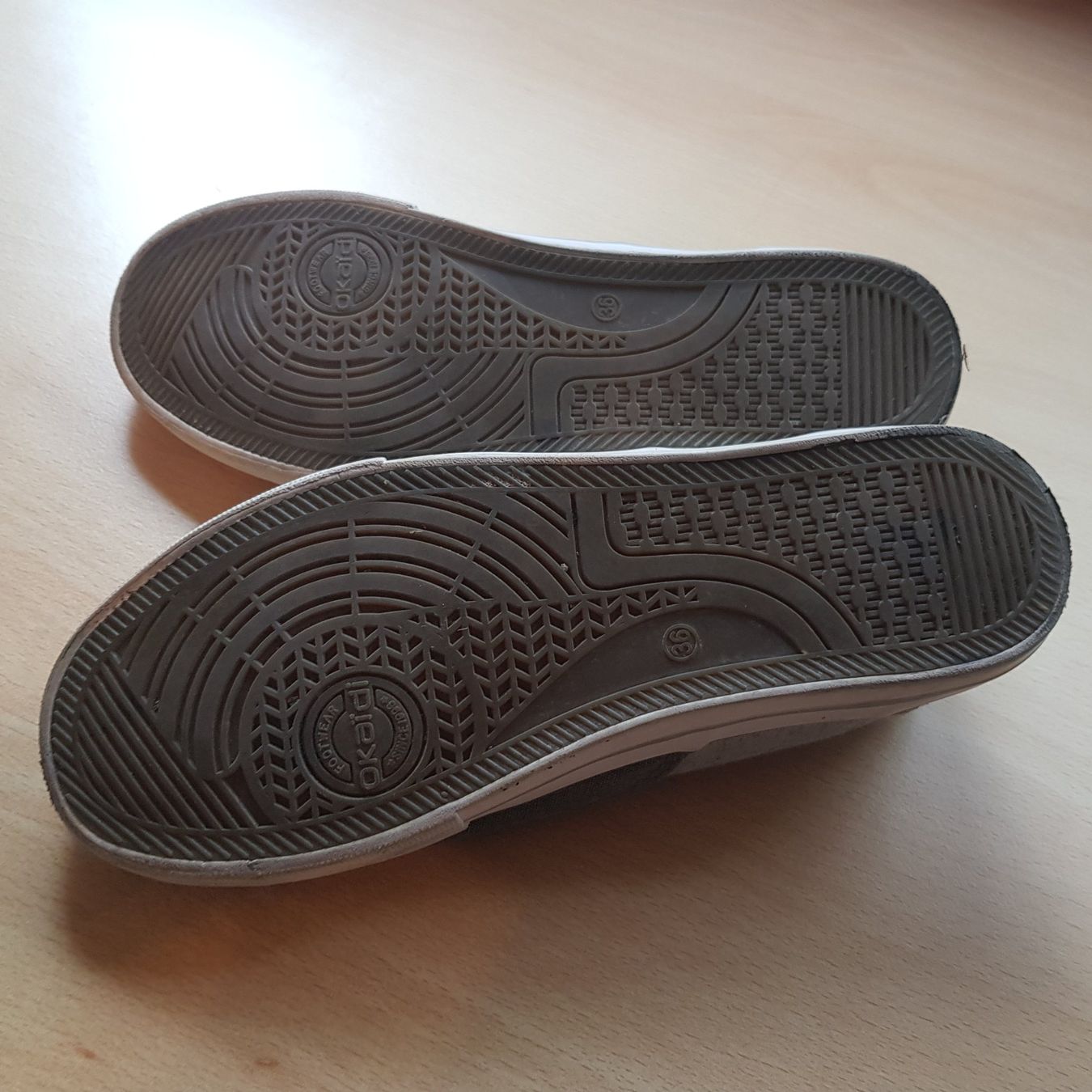Chaussures garçon: Kinder Halbschuhe Okaidi grösse 36 – D'occasion à Rothenfluh par Sawi80 2