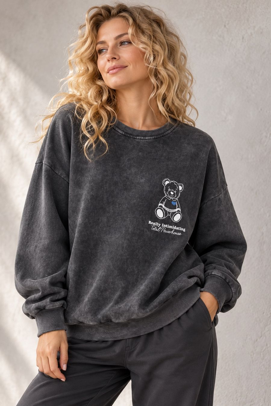 Pull&Bear Pullover & Sweatshirts: Sehr lässiges Sweatshirt von PULL& BEAR eher Gr.M NEU – Neu (gemäss Beschreibung) aus Oberwil-Lieli von Svetlana28 1
