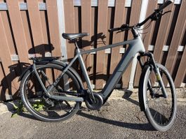Cube Kathmandu Hybrid Pro 800