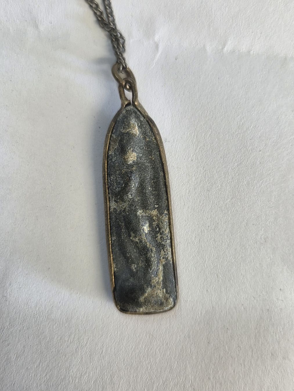 Ciondoli: Vintage Amulett Anhänger – Relief Figur – Usato da Zürich venduto da Shiva79