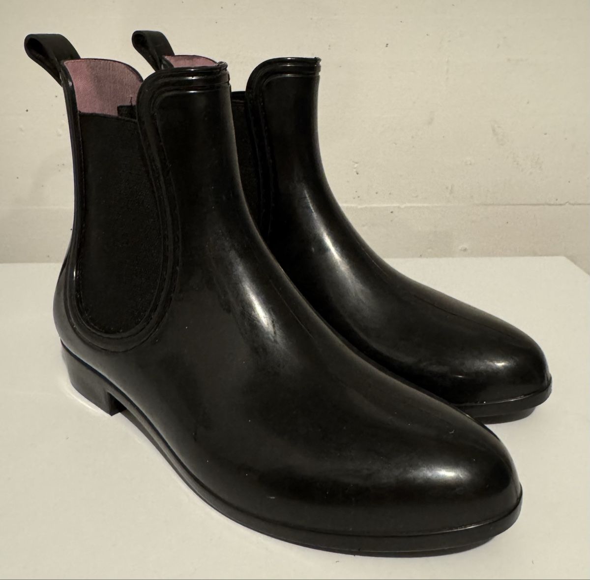 Scarpe da donna: Schwarze Gummistiefel Grösse 38 – Usato da Emmenbrücke venduto da Florentina27