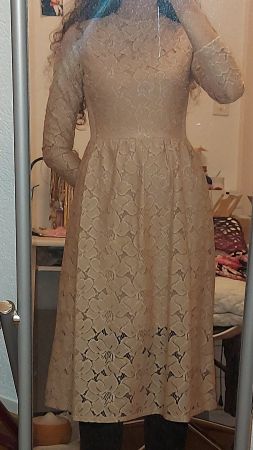 Spitzenkleid