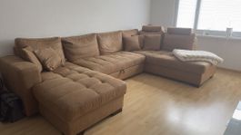 Gemütliche U-Sofa mit Bettfunktion für gemütliche Abende!