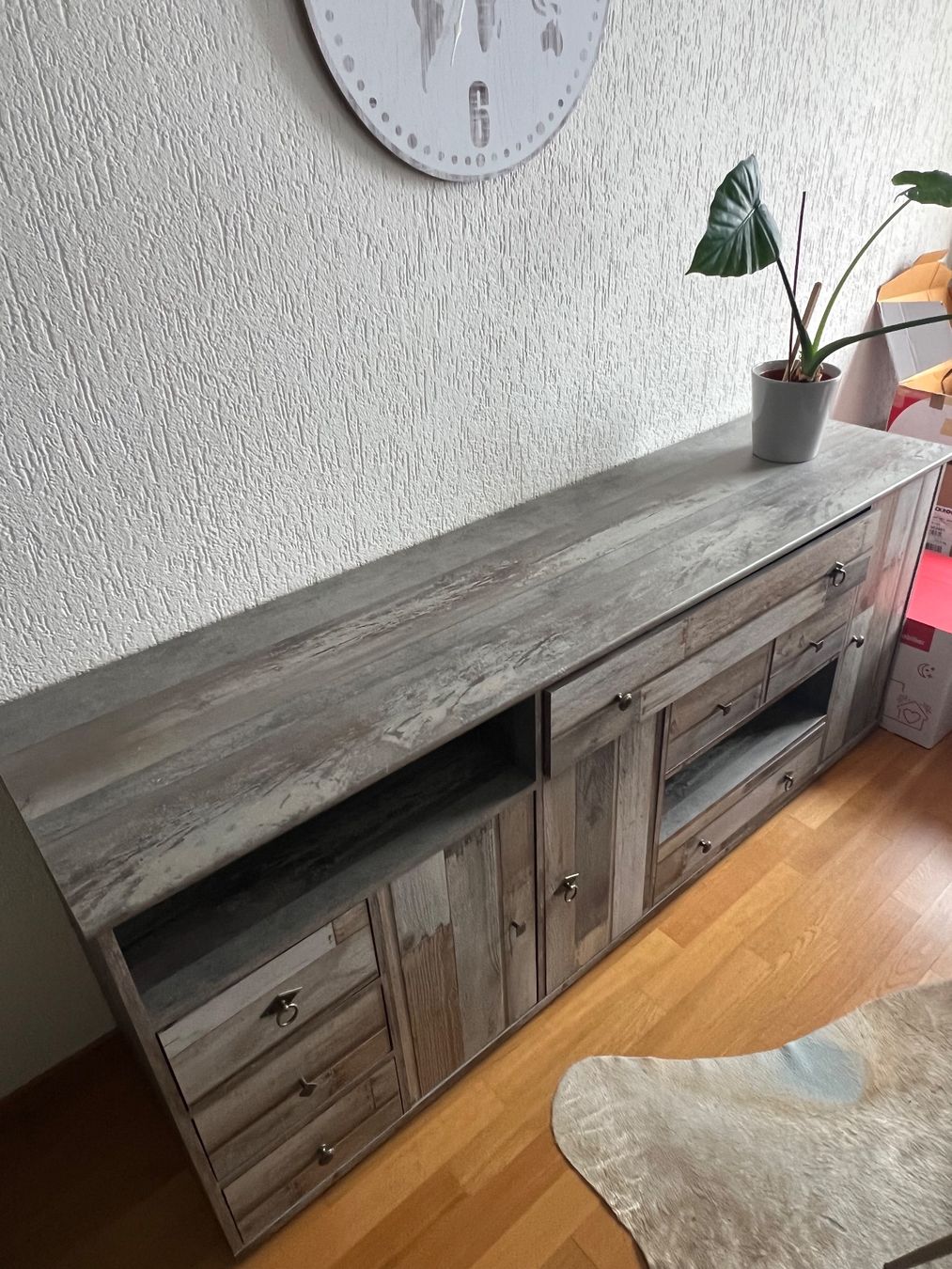 Cassettiere: Rustikale Holz Kommode/Sideboard im Vintage Look – Usato da Richterswil venduto da ang_2vks 1