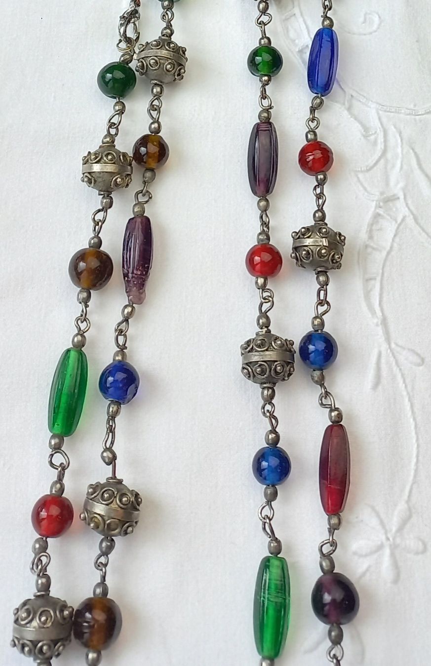 Catenine: Vintage,Halskette mit Bunten Glasperlen. – Usato da Buchs AG venduto da Dzirul 3