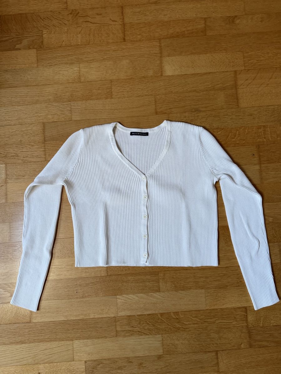 Brandy Melville Tops: Brandy Melville Set – Gebraucht aus Thun von mir_8tjd 6