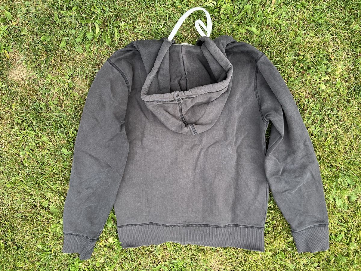 Giacche: Herren Kapuzenpullover grau Grösse M guter Zustand – Usato da Vordemwald venduto da Drummer4 1