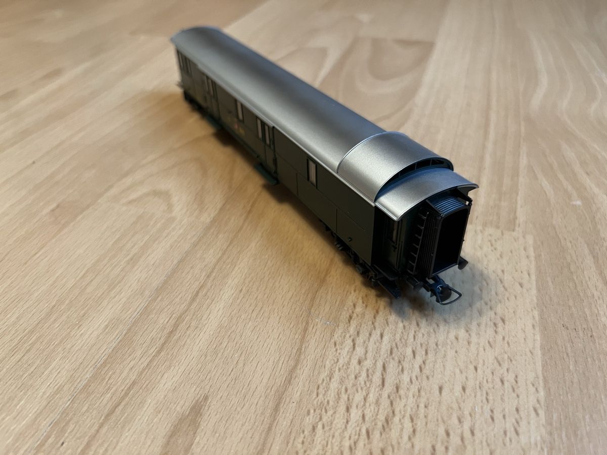 Märklin Modelleisenbahnen: Märklin Gepäckwagen grün – Gebraucht aus Gisikon von ram_78bx 1