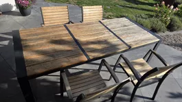 Gartentisch mit vier Stühlen Holz Metall gebraucht