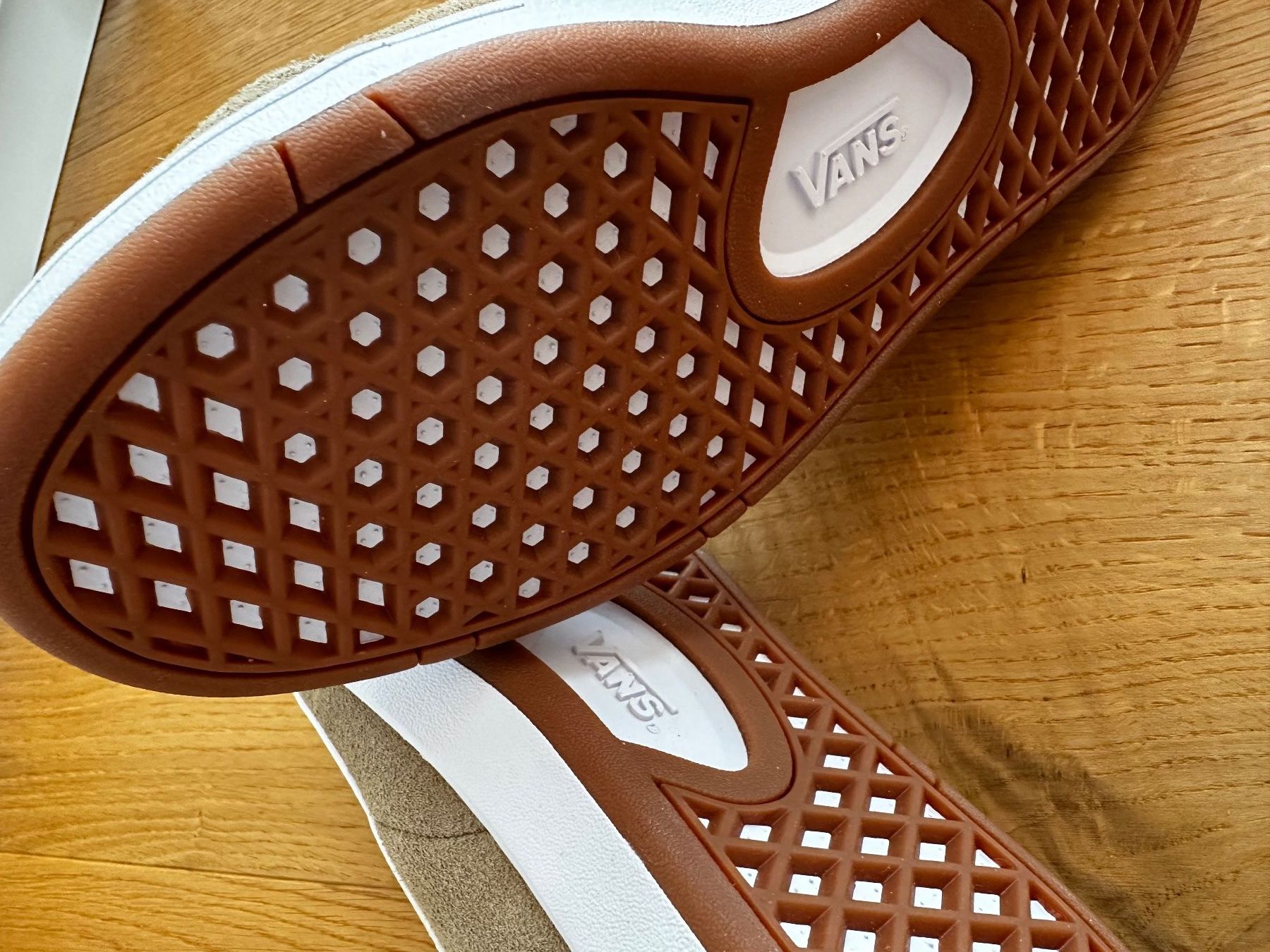 Vans Scarpe da uomo: VANS Halbschuhe Gr. 41, Beige – Usato da Sissach venduto da tapasu 5