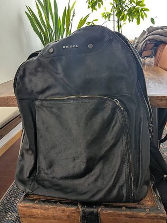 Schwarzer Lederrucksack von Diesel