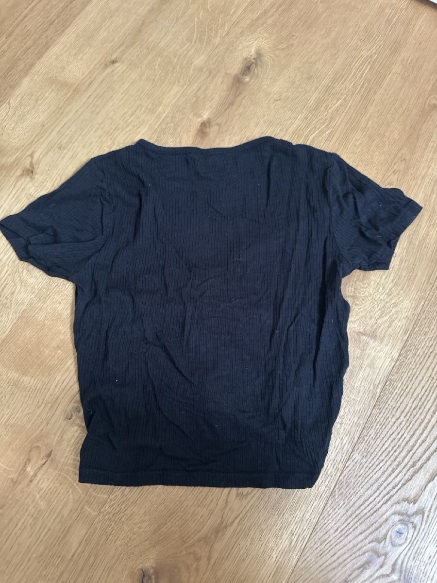 T-shirt: T-Shirt schwarz Gr. S – Usato da Diepoldsau venduto da Sonne14 1