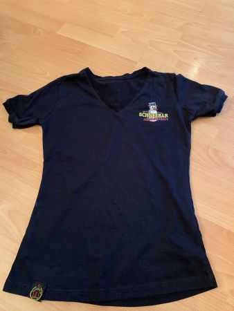 Joli t-shirt noir Schneebar Hörhausen t. S