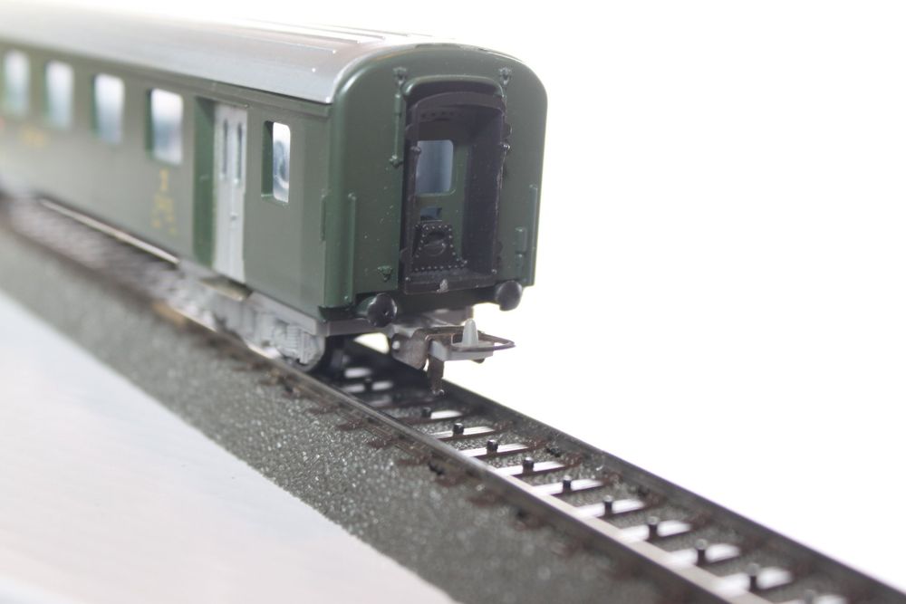 Wagon Lima - Voiture Voyageurs 2e Classe DEV AO - Vert/argent - HO (1/87) - Neuf