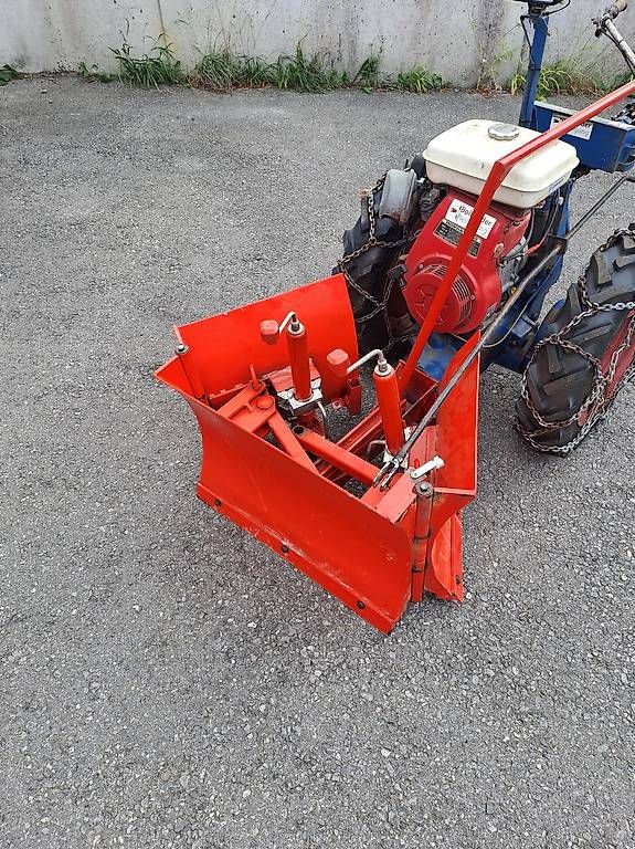 Déneigement: Rapid mit Schneeplug zu verkaufen – D'occasion à St. Gallen par Mario-Bollhalder