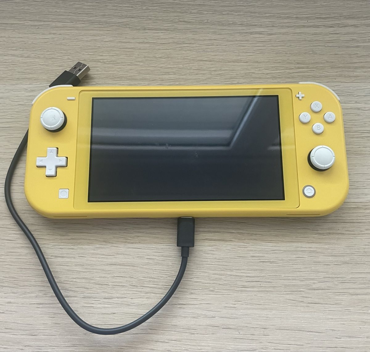 Nintendo Konsolen: Nintendo Switch Lite - Gelb – Gebraucht aus Interlaken von sa.manta