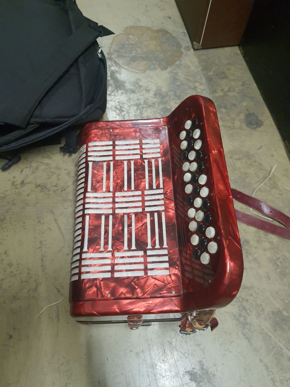 Hohner Strumenti musicali: accordéon chromatique hohner  – Usato da Pont-de-la-Morge venduto da Mirabelle0 4