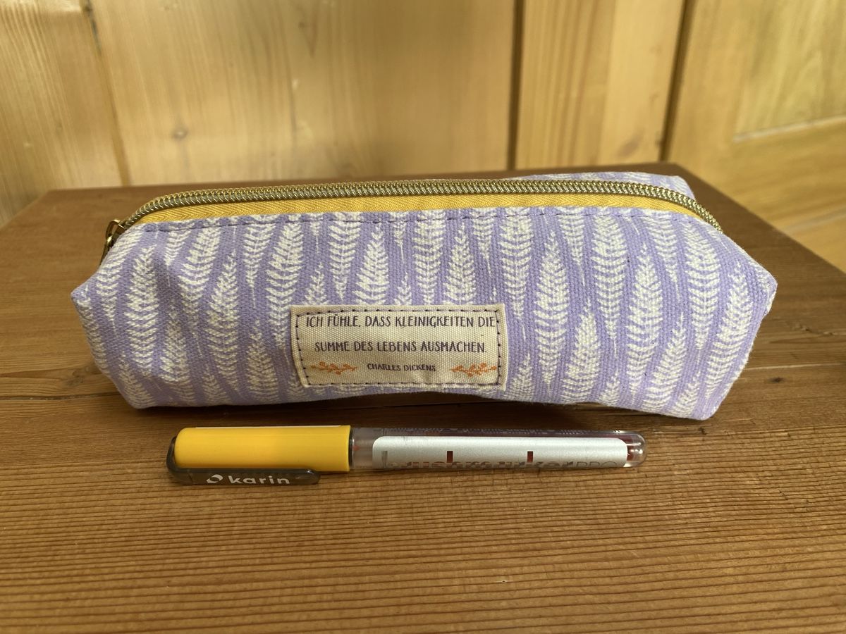Herlitz Altro in Scrittura & Disegno: Lila Etui Baumwolle mit Spruch - Neu! – Nuovo (secondo la descrizione) da Buochs venduto da H16