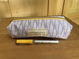 Lila Etui Baumwolle mit Spruch - Neu!