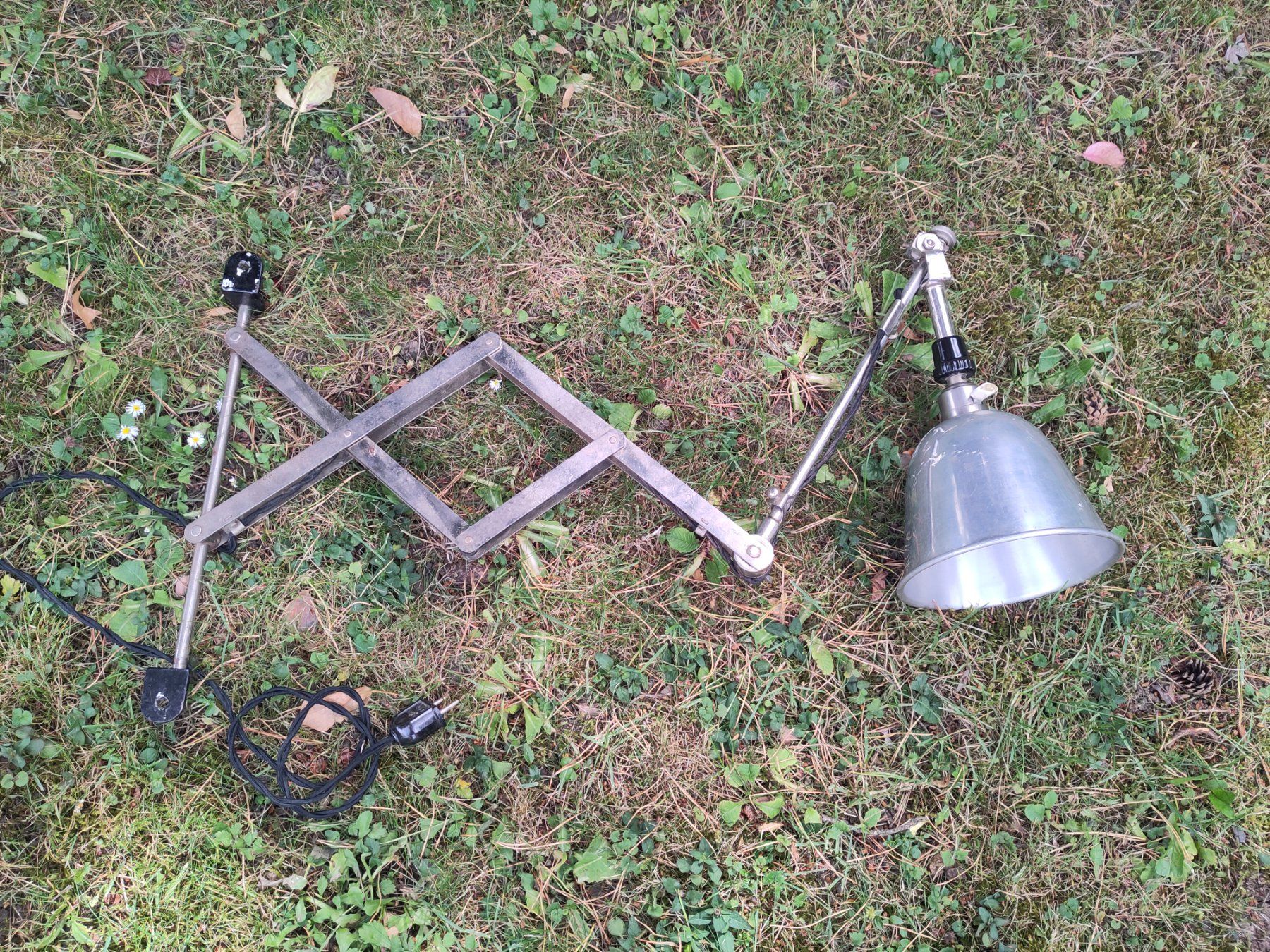 Lampade: Werkstattlampe antik, mit Schere – Usato da Zürich venduto da Jutti 1