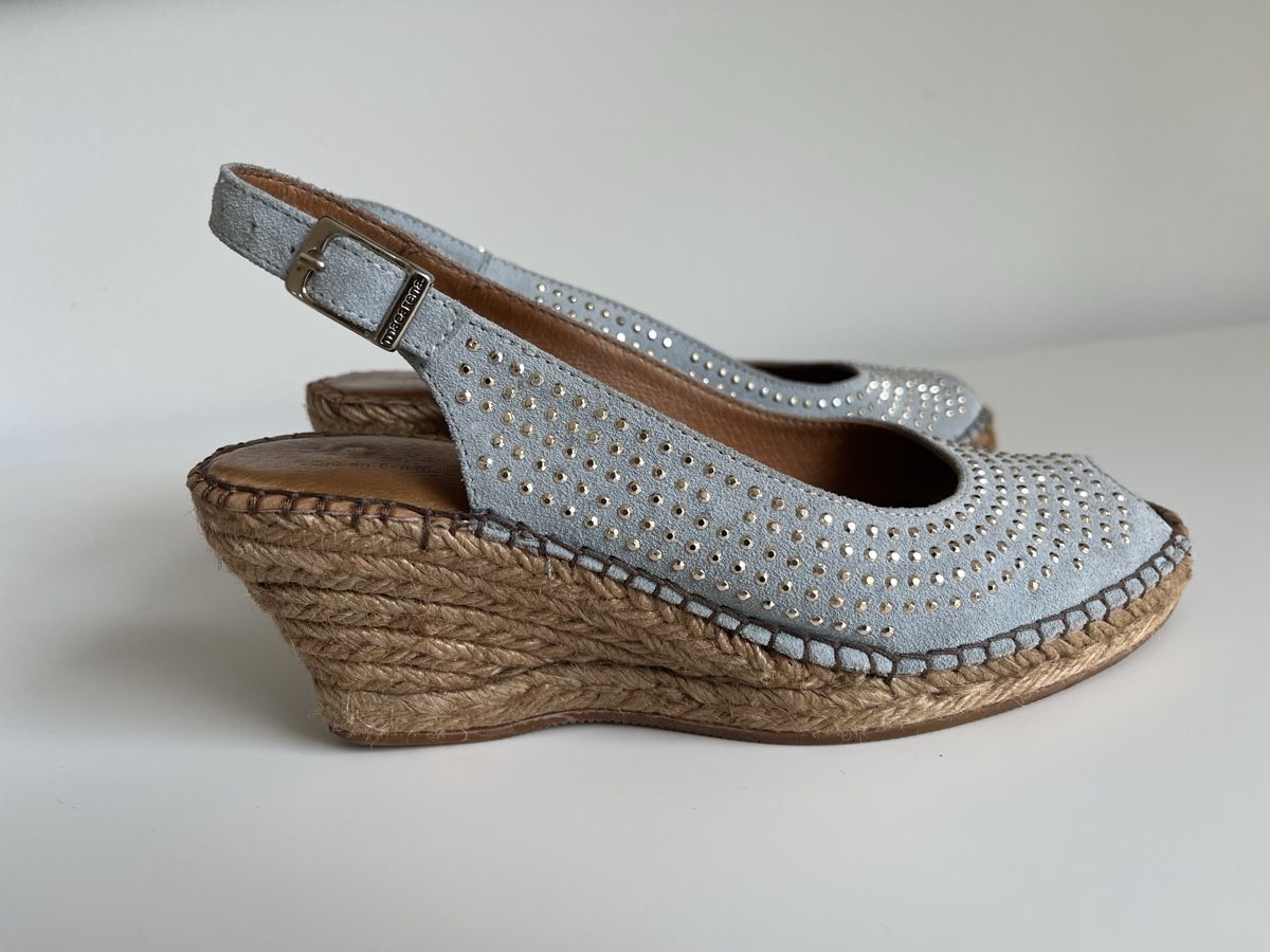 Scarpe da donna: Süße Espadrilles / Sandalen Gr.36 Leder – Usato da Stäfa venduto da Exclusive0 1