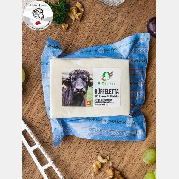 Lebensmittel & Spezialitäten: Bio Büffeletta Salatkäse – Gebraucht aus Wald von Schafmilchkaeserei.K