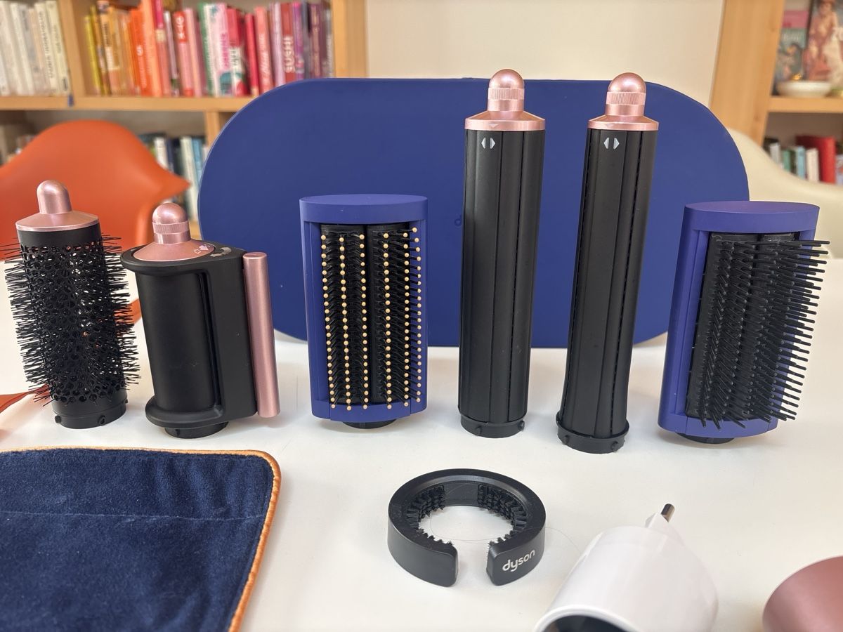 Dyson Sèche-cheveux: Dyson Airwrap Complete Blue Rosegold Neuwertig – D'occasion à Ipsach par alou01 1