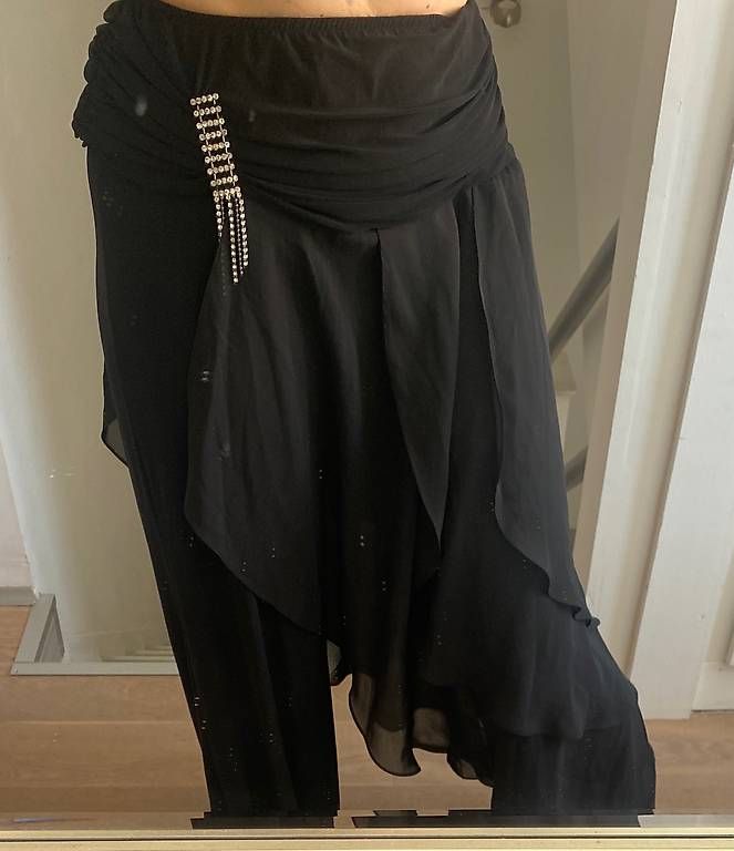 Pantaloni: Spezieller Hosenrock – Usato da Steckborn venduto da theresa87 1
