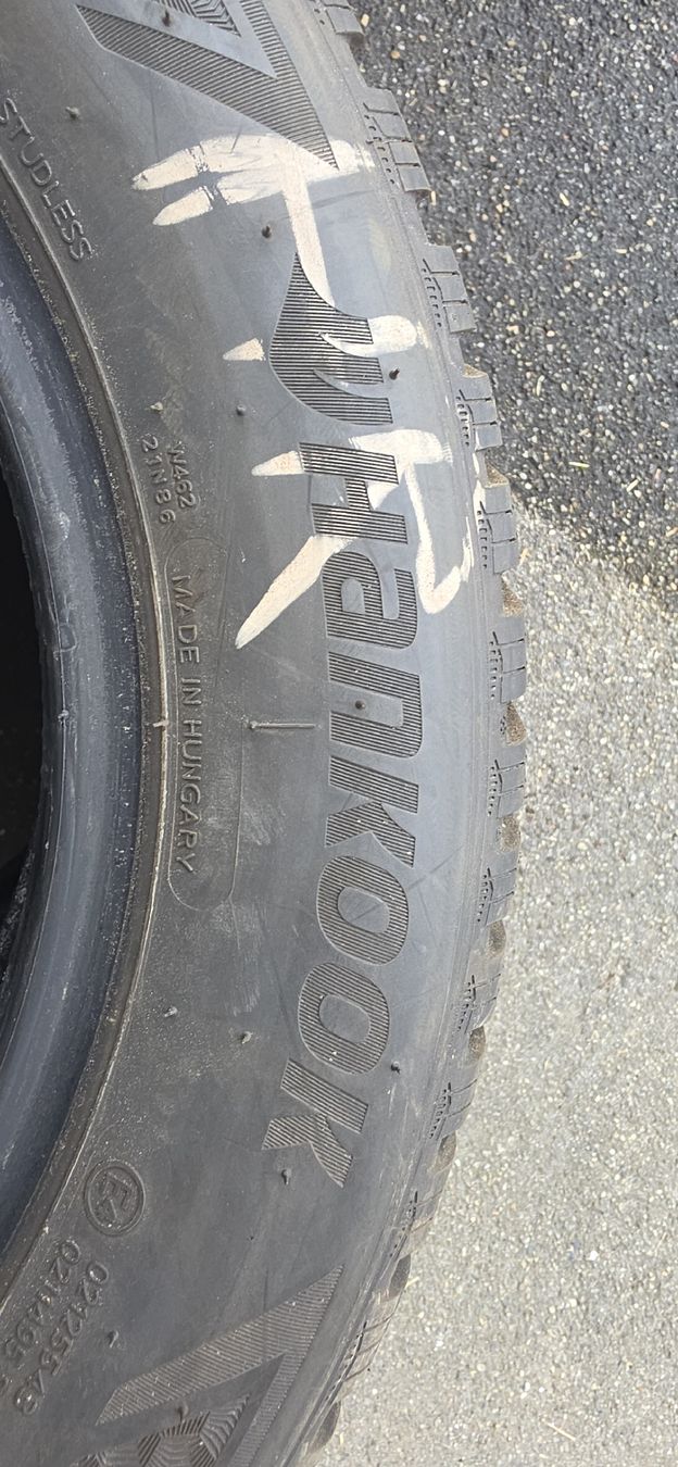 Hankook Pneus & Kompletträder: Winterpneu 185/60/R15 M+S – Gebraucht aus herzogenbuchsee von jamma01 4