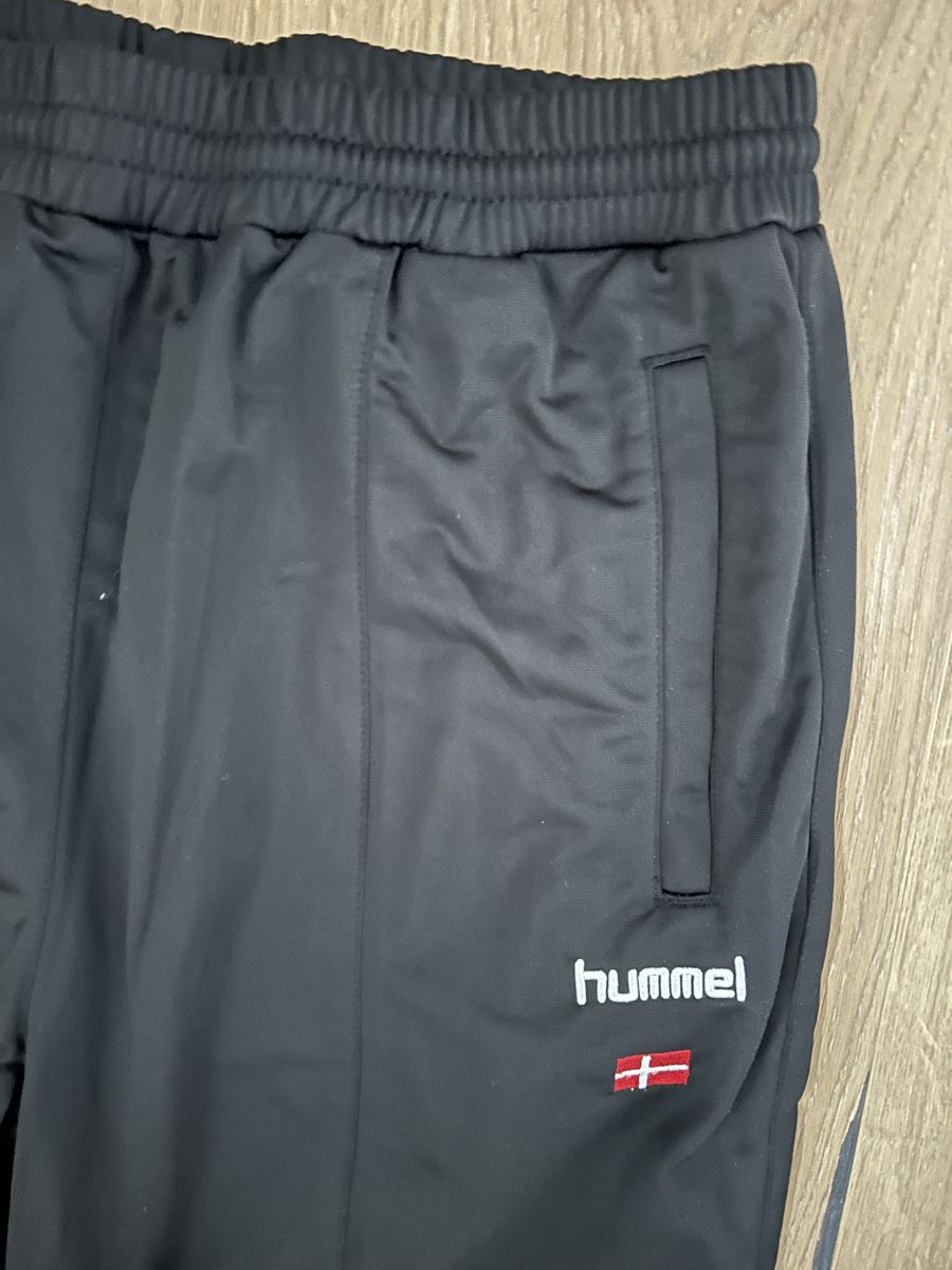 Hummel Pantaloni: Hummel Trainingshose XXL – Usato da Emmen venduto da Carbru 1
