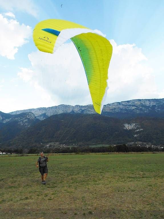 Sport dell'aria & Aquiloni: Parapente xi 24 sellette et secours – Usato da Yverdon-les-Bains venduto da chr_zzz8 1