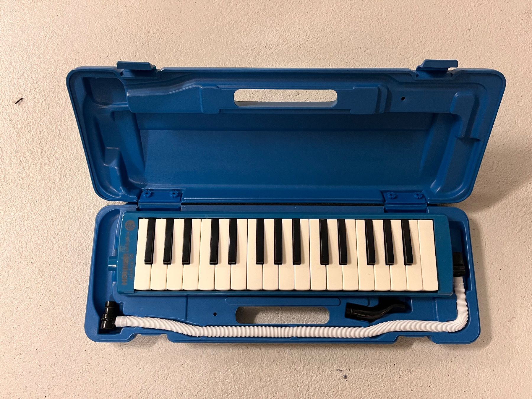 Hohner Strumenti musicali: Hohner Melodica student 32 – Nuovo (secondo la descrizione) da Turgi venduto da stefanroos