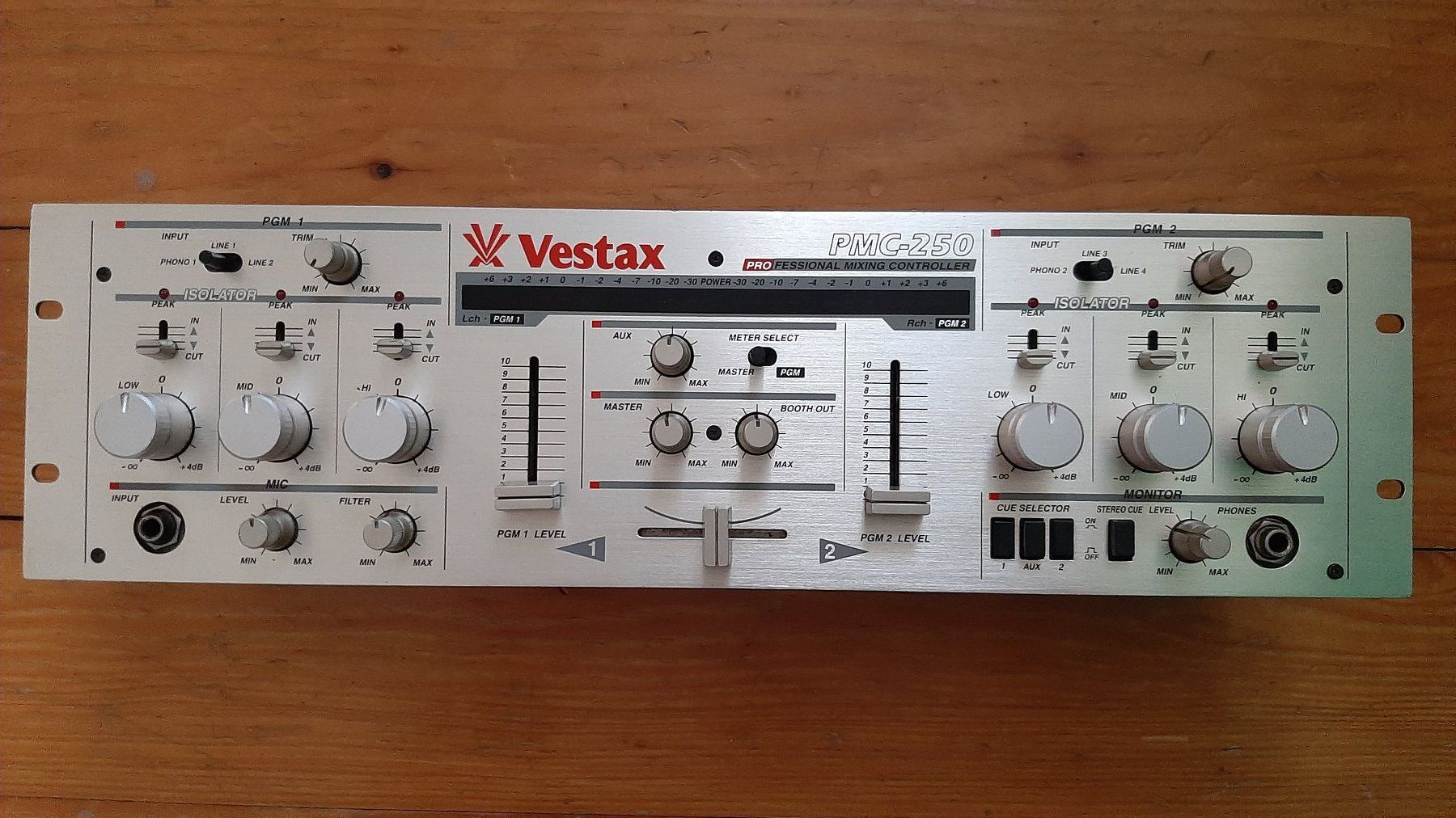 【希少・美品】VESTAX　PMC-250R　べスタクス　ローターリーフェーダー VESTAX PMC-250 ロータリー仕様 EQパーツ交換済 マイクCH除去済