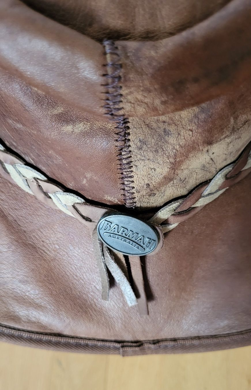 Copricapi, berretti & cappellini: Chapeau en cuir – Nuovo (secondo la descrizione) da Fribourg venduto da VictoriaShop7 6