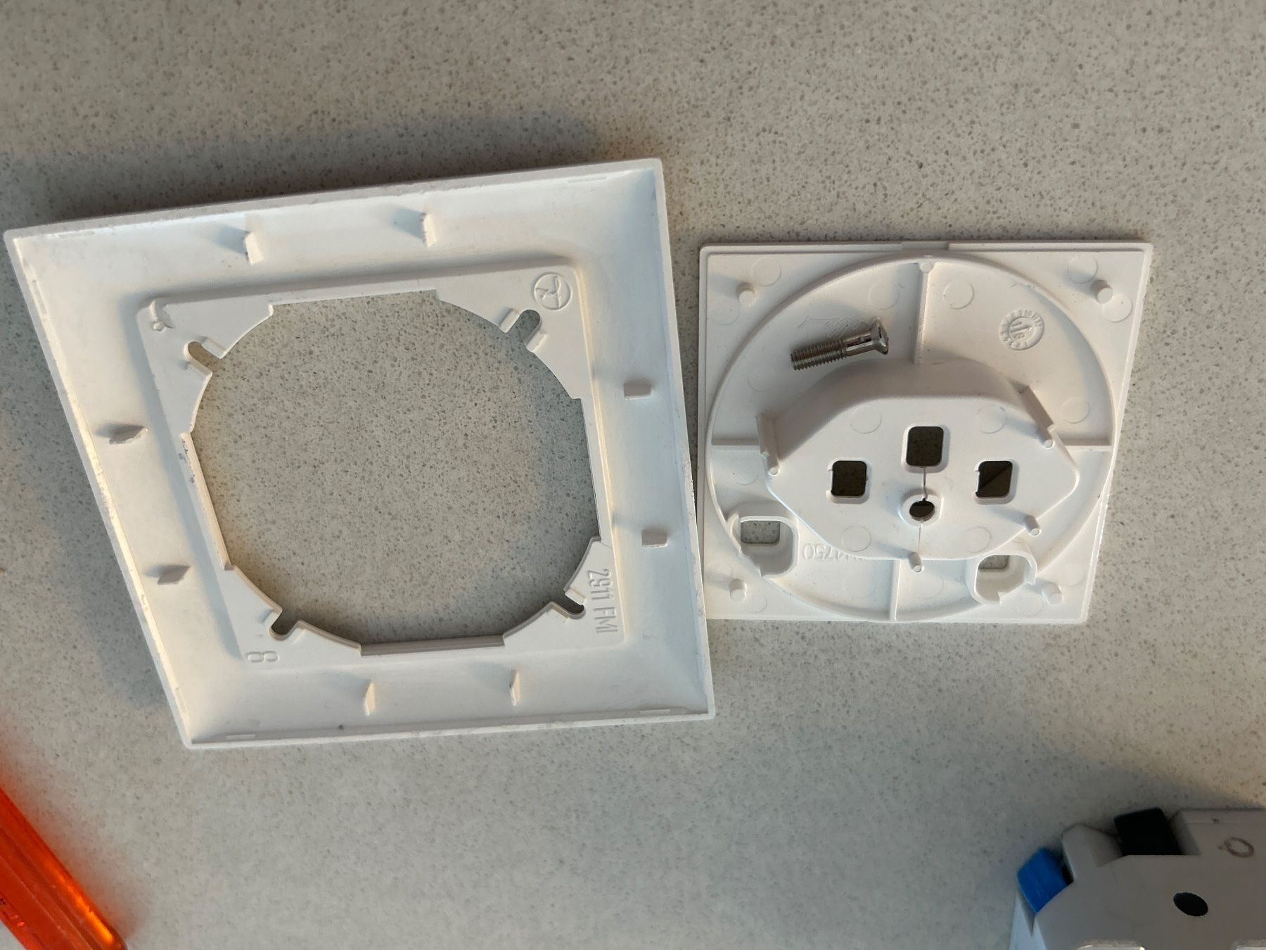 ABB Stecker: Feller UP T13 mit FI Schutz – Gebraucht aus zürich von pauloreal 4