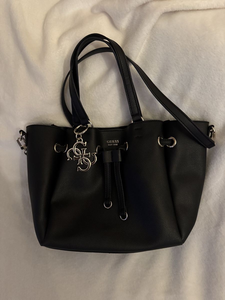 Guess Borse da donna: Guess Handtasche Schwarz Top Zustand – Usato da Samstagern venduto da pipistrelli01