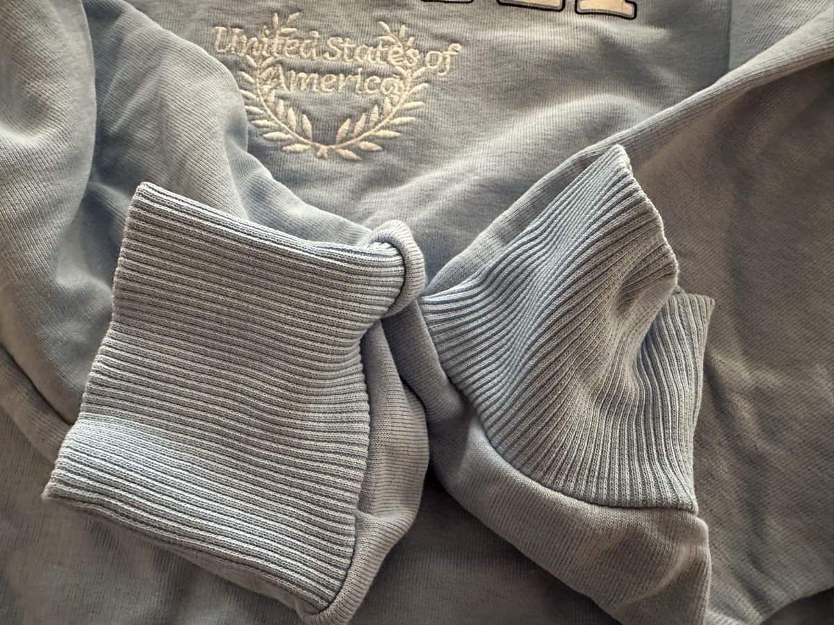 C&A Maglioni & Felpe: Kapuzenpullover C&A hellblau Miami Grösse 134 🩵 – Usato da Safenwil venduto da Whoopie1 4