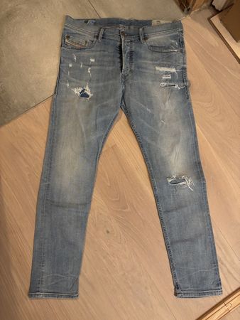 Diesel Tepphar Jeans Herren, Gr. 32/30, cooler Used Look!