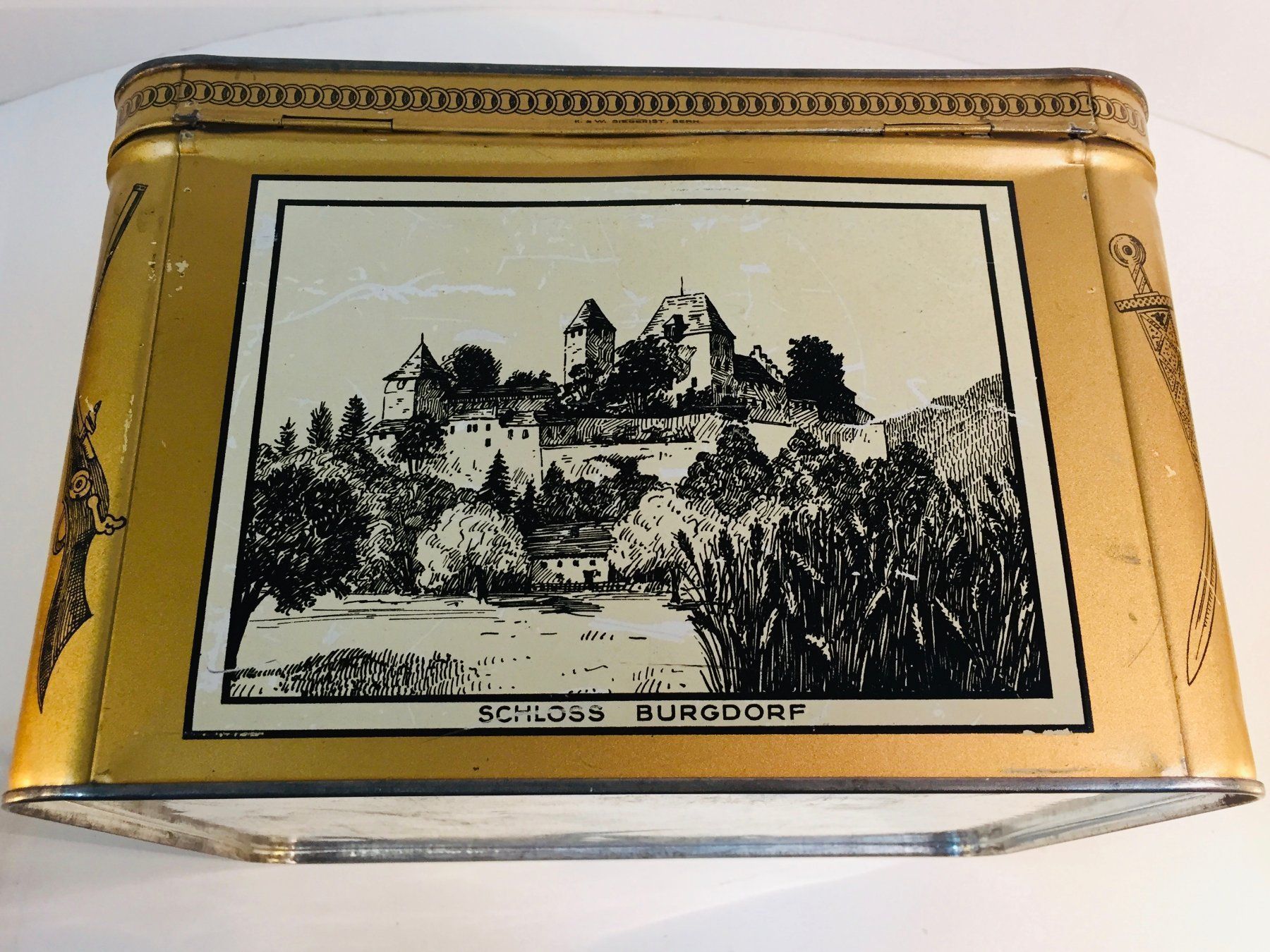 Barattoli: Vintage Blechdose mit Schloss Motiv – Usato da Schaffhausen venduto da vintageville 7
