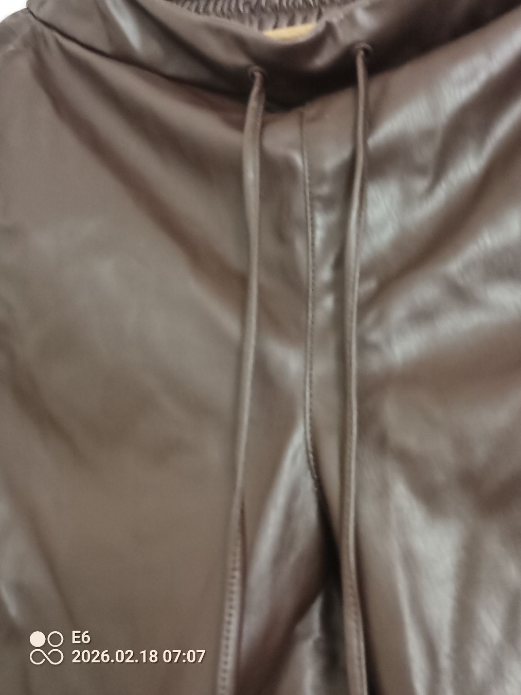 Pantalons: Hose im Lederlook Marke: EDC – D'occasion à Zürich par Mitzi6 2