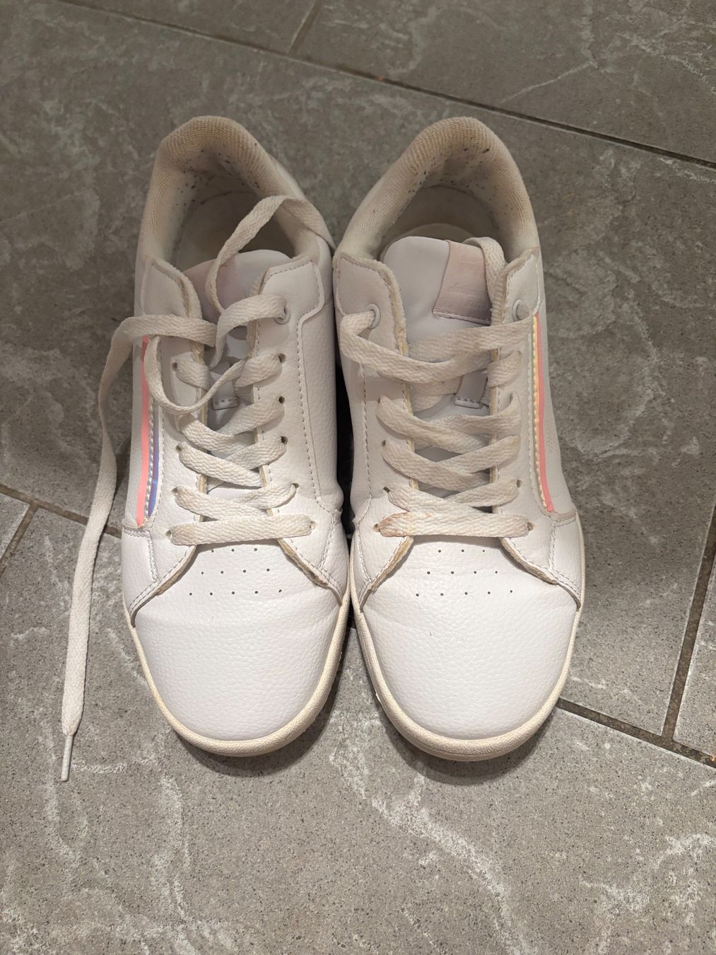 Fila Scarpe da donna: Sneakers FILA – Usato da Bern venduto da Iuliia_novova