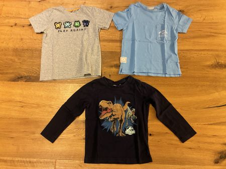 3 T-Shirts Set Jungen Grösse 122 top Zustand